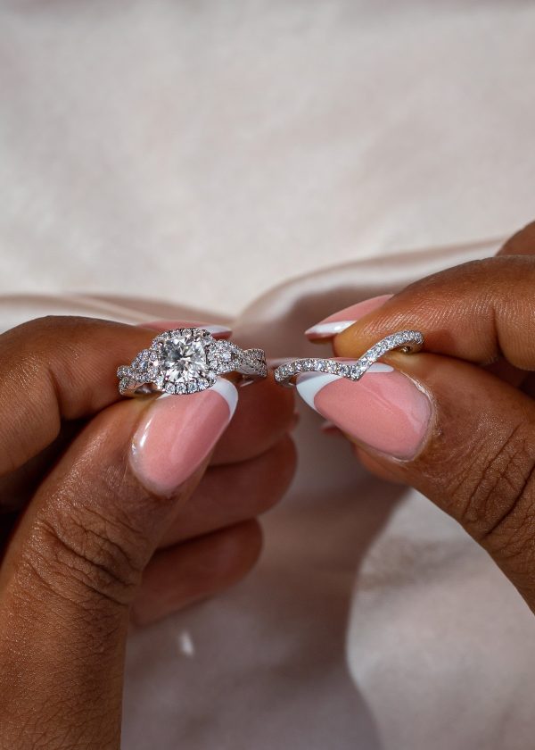1CT Cushion Cut VVS Moissanite Bridal Set