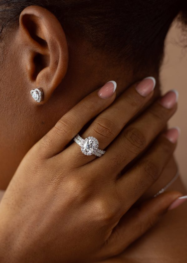 2CT Oval Cut VVS Moissanite Bridal Set