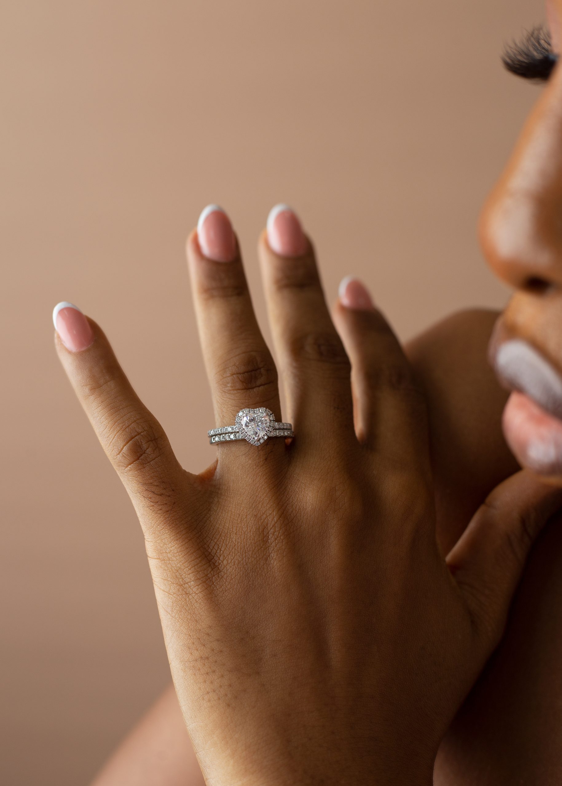 1CT Heart Cut with Halo VVS MOISSANITE Bridal Set - Image 2