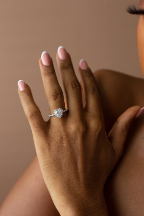 1CT Heart  cut with Halo VVS MOISSANITE Engagement Ring