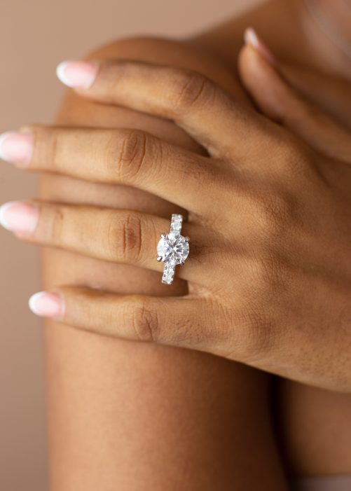 3.5MM Round Cut VVS MOISSANITE Engagement Ring