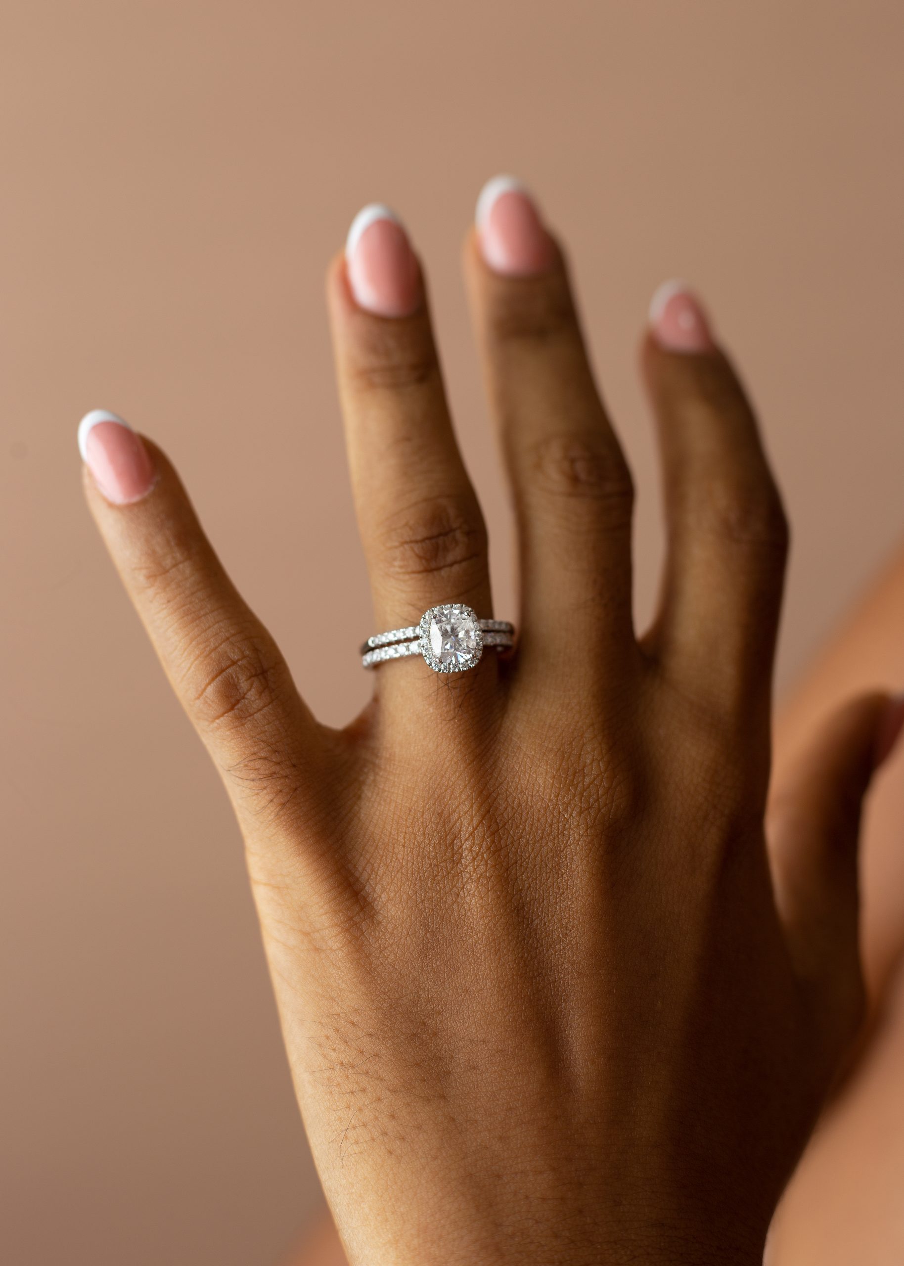 1.5CT Cushion Cut VVS MOISSANITE Bridal Set - Image 3