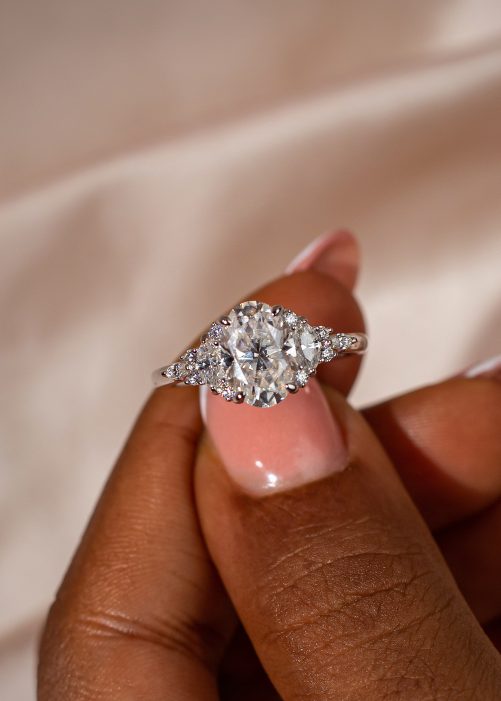 2.5CT Oval Cut VVS MOISSANITE Engagement Ring