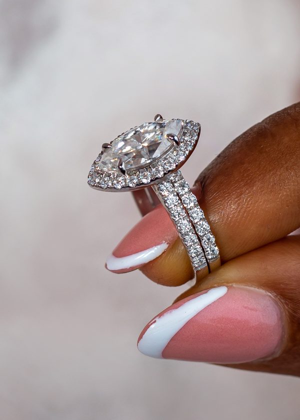 2CT Marquise Cut VVS MOISSANITE Bridal Set