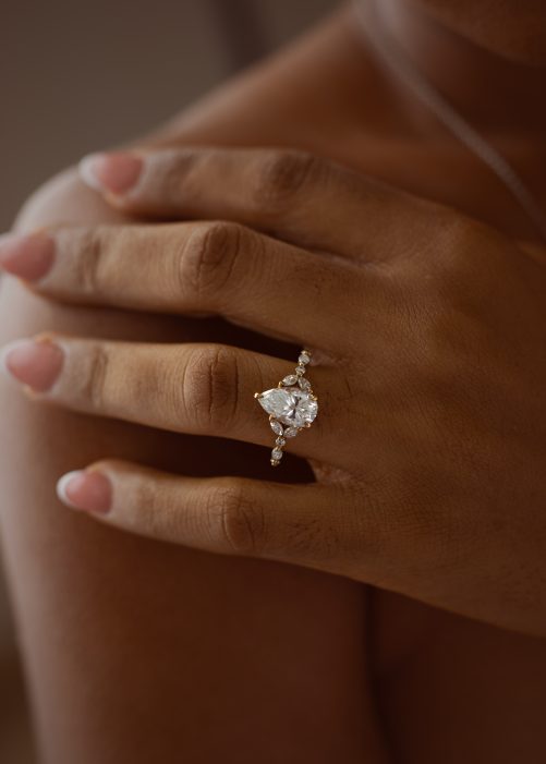 2CT Pear Cut VVS MOISSANITE Engagement Ring