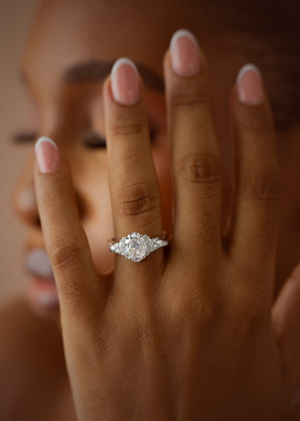 2.5CT Oval Cut VVS MOISSANITE Bridal Set