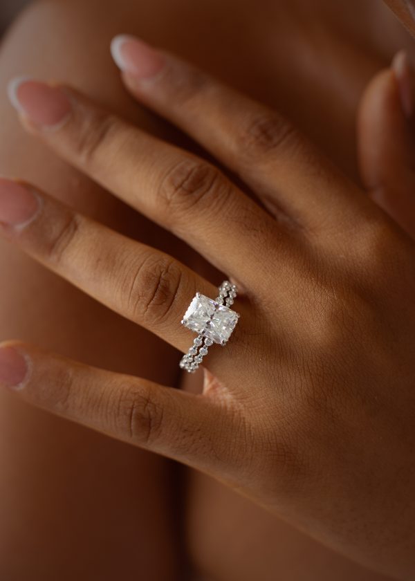 4CT Elongated Radiant Cut VVS MOISSANITE Engagement Ring