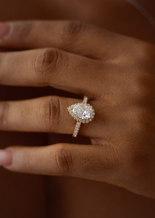 2CT Pear Cut VVS MOISSANITE Engagement Ring